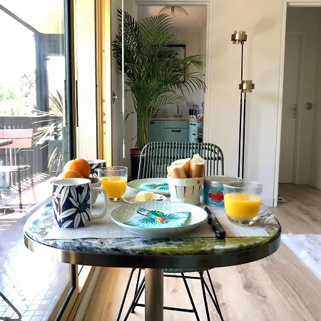 Beau Terrasse Vue Jardin - A 2 Pas De La * Deauville